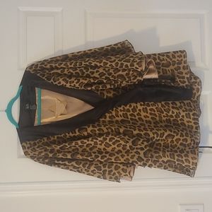 Hot in Hollywood robe